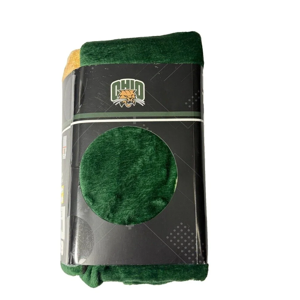 NWT Ohio Bobcats Ultra Soft Plush Tailgate Throw Blanket 50x60 NCAA